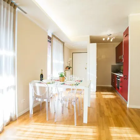 Bright Desenzano - Cascinale Pool Apartment Desenzano del Garda